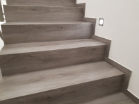  Vinylove schody bez nosu BUKOMA dub Legend sedy